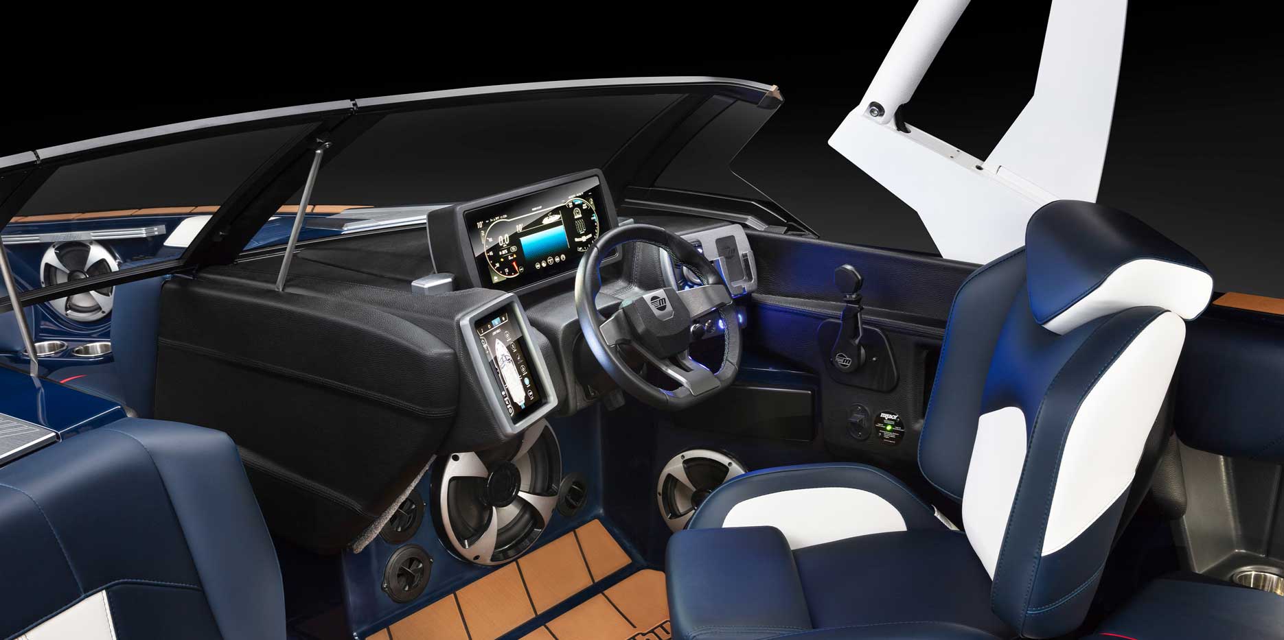 Malibu Boats 20 VTX, The Most Versatile Crossover Tow Boat