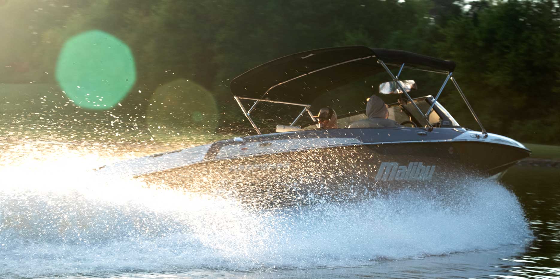 Malibu Boats TXi Response Closed Bow Slalom Boat