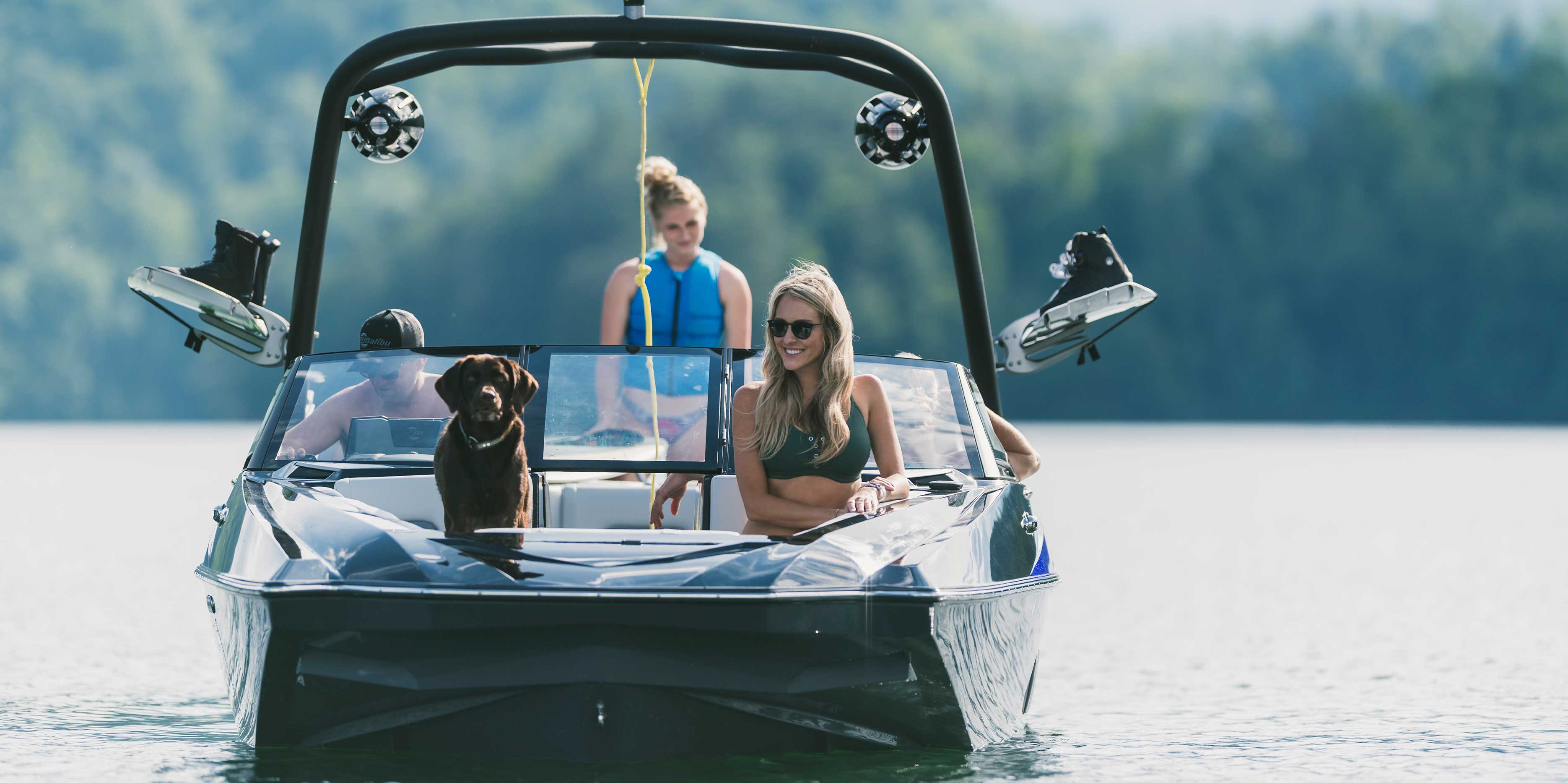 2021 Malibu Wakesetter 21 MLX bow