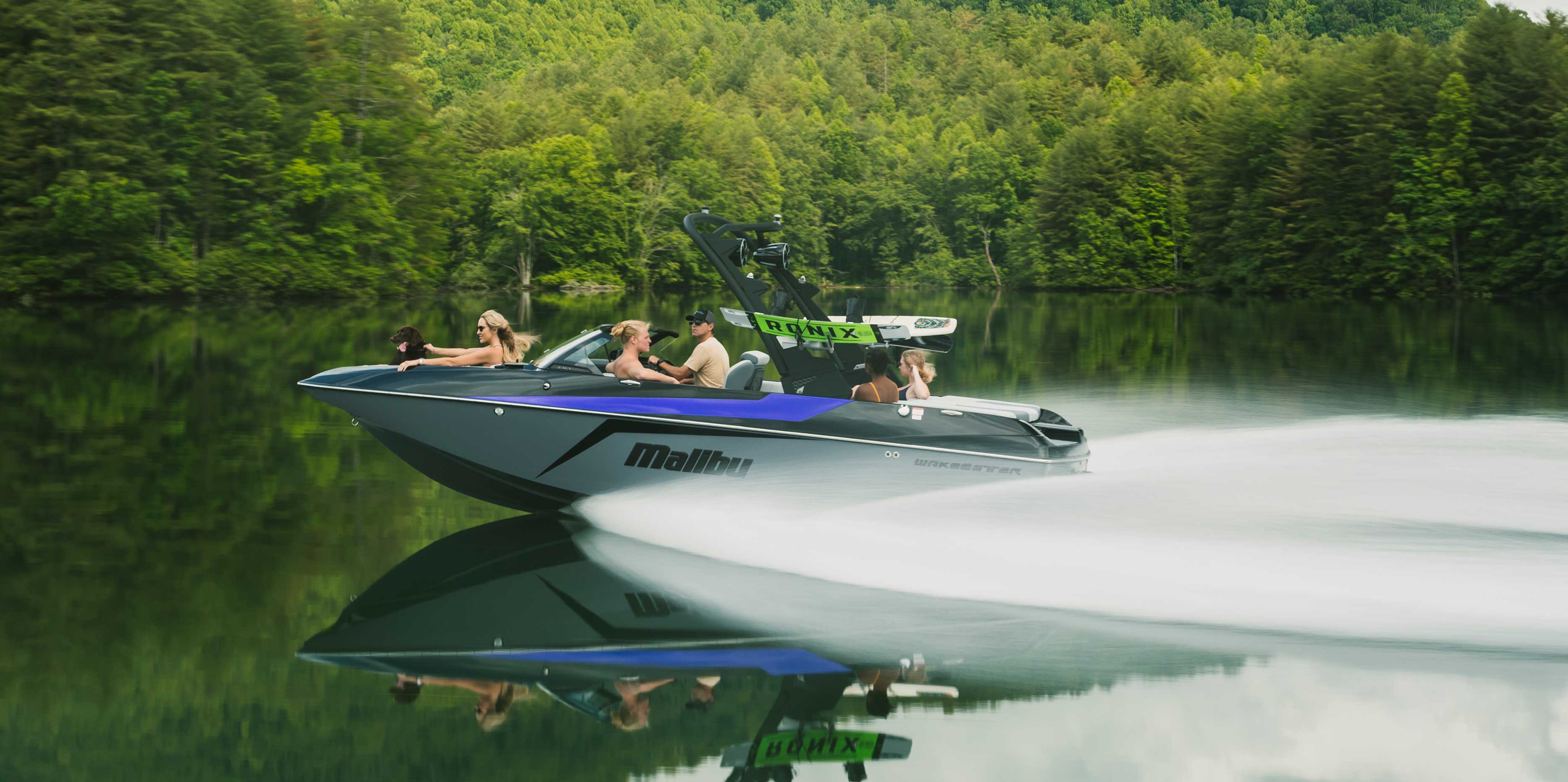 2021 Malibu Wakesetter 21 MLX Running