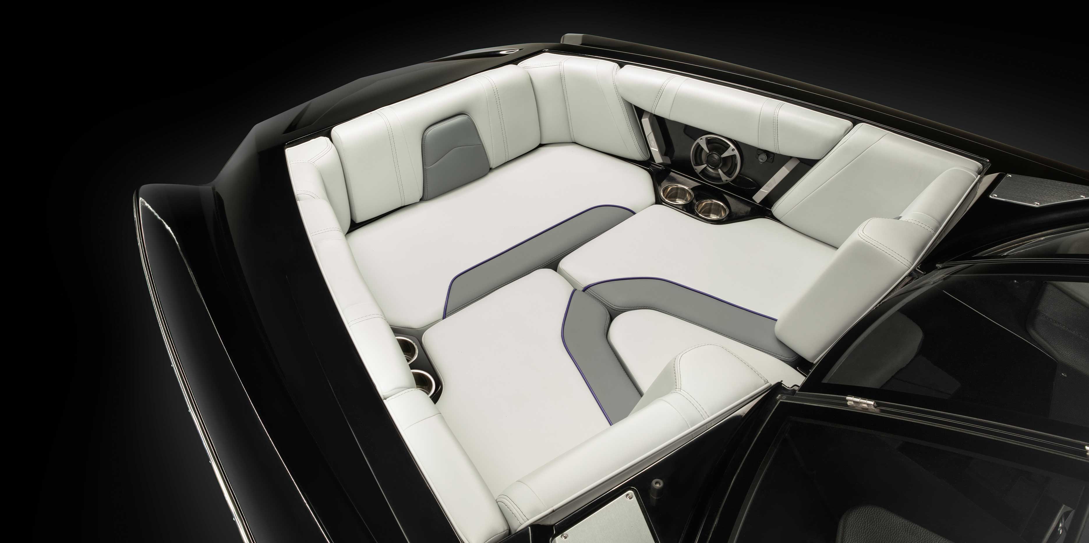 2021 Malibu Wakesetter 21 MLX Bow
