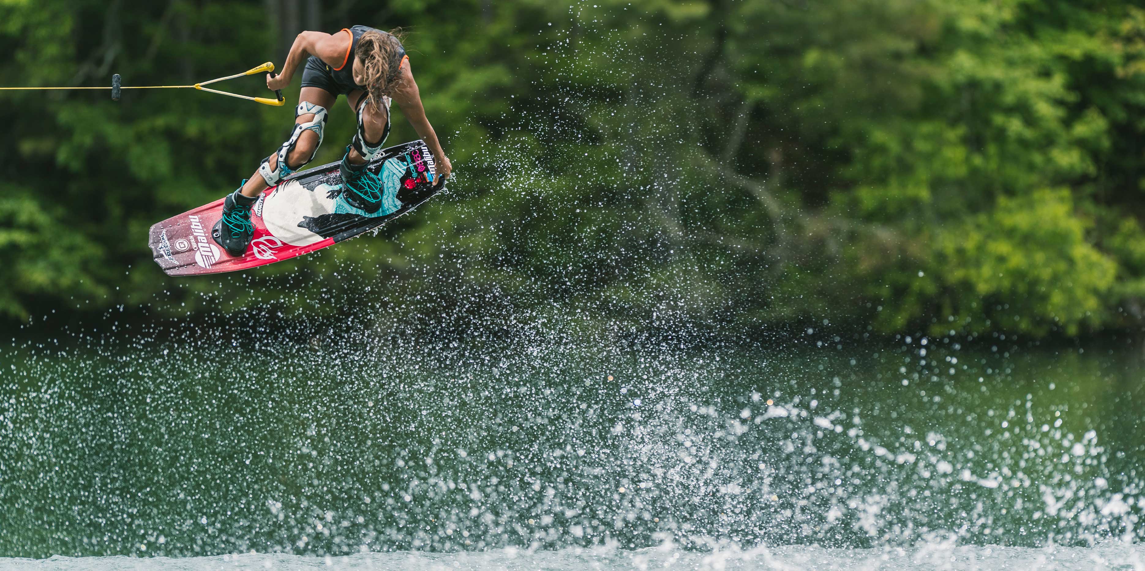 2021 Malibu Boats Wakesetter 21 VLX Wakeboarding