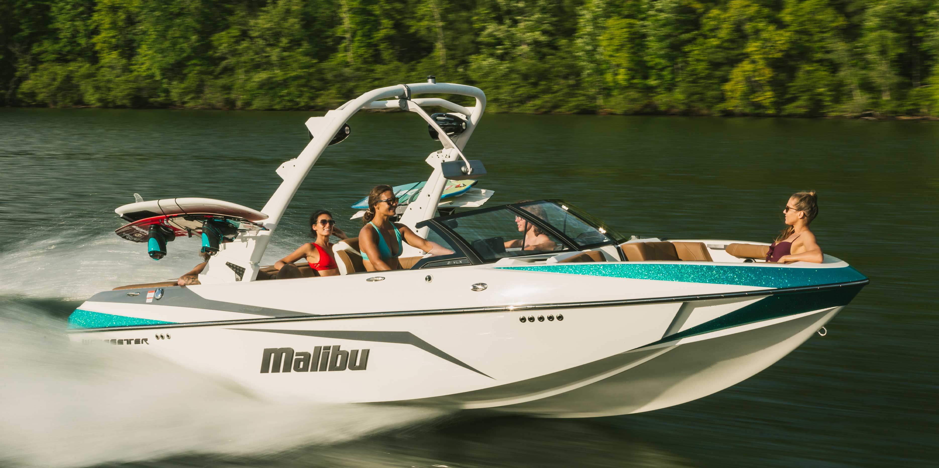 2021 Malibu Boats Wakesetter 21 VLX running