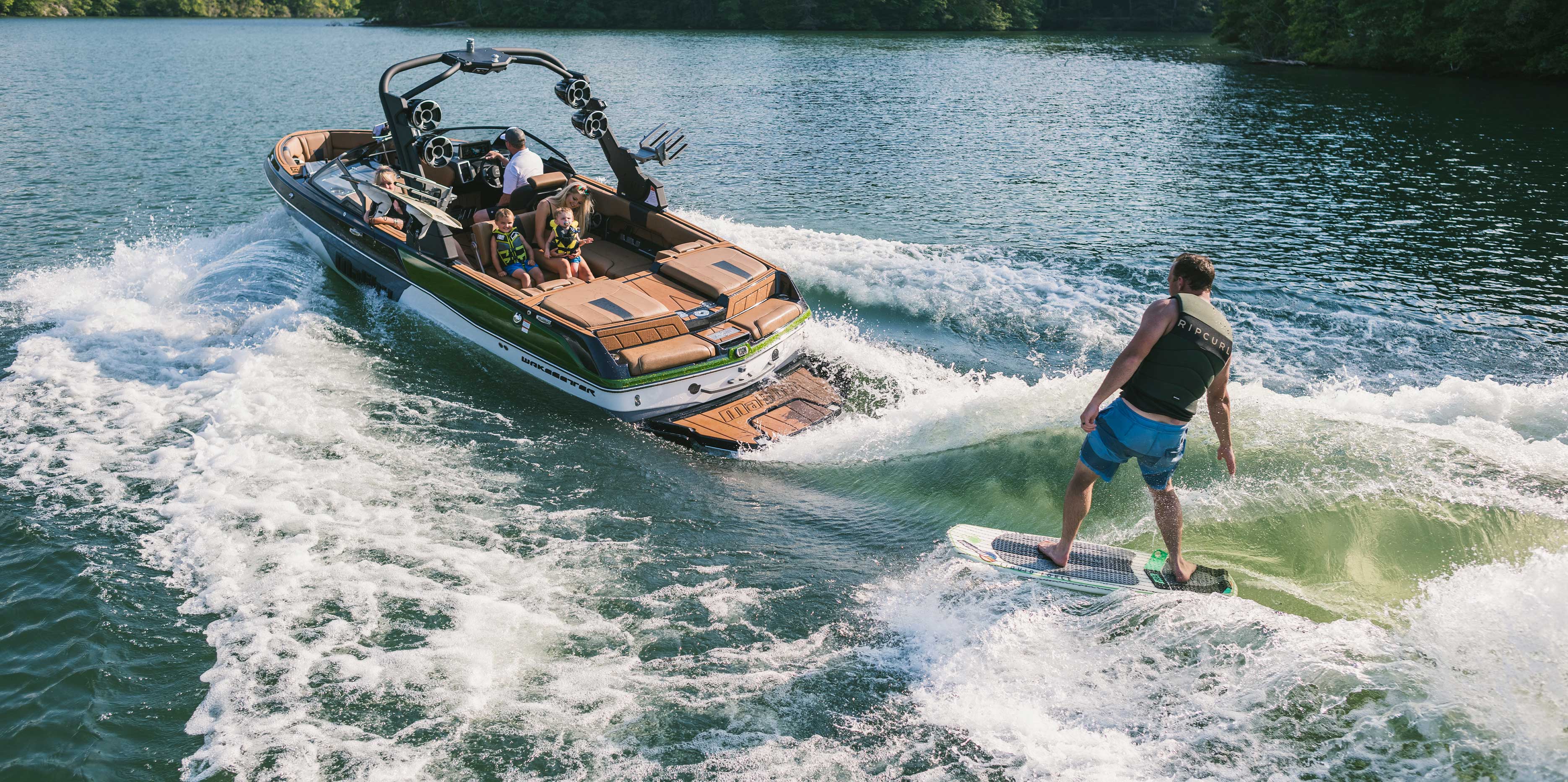 Wakesurfing behind the 23 LSV