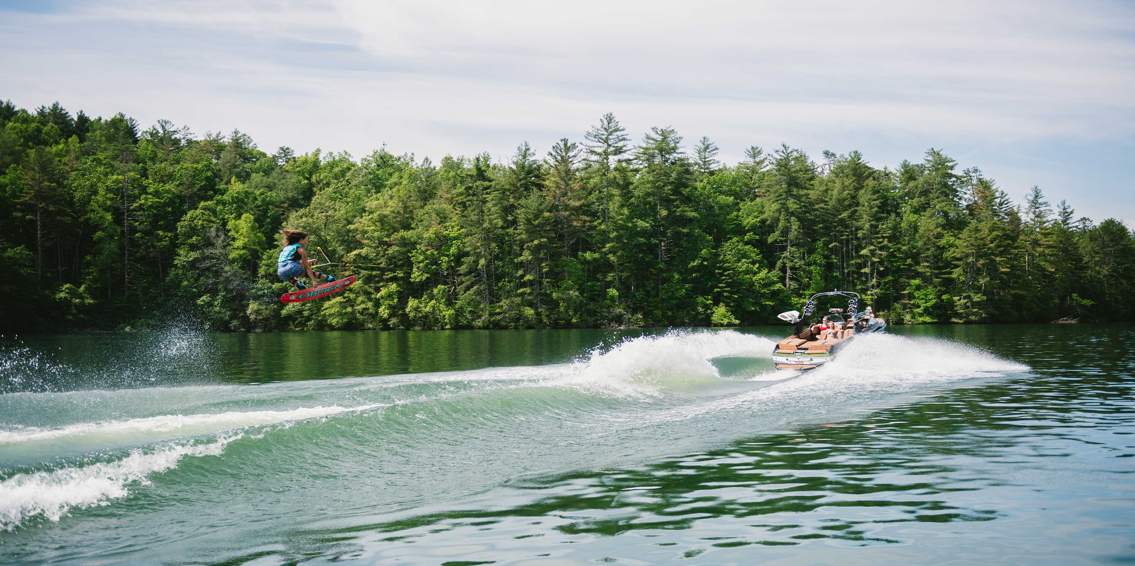 23 LSV Wakeboard Action
