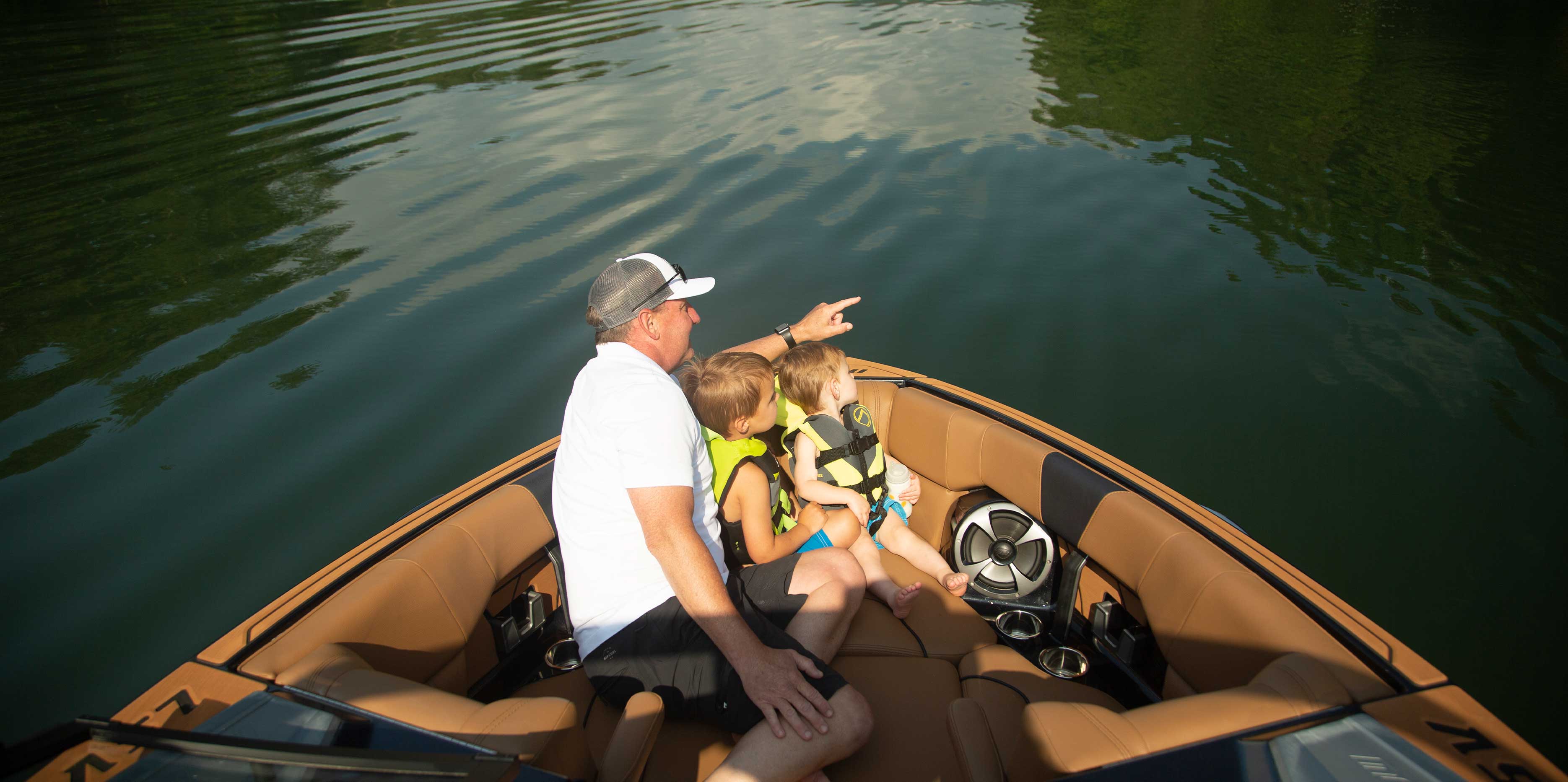 23 LSV Luxury Bow