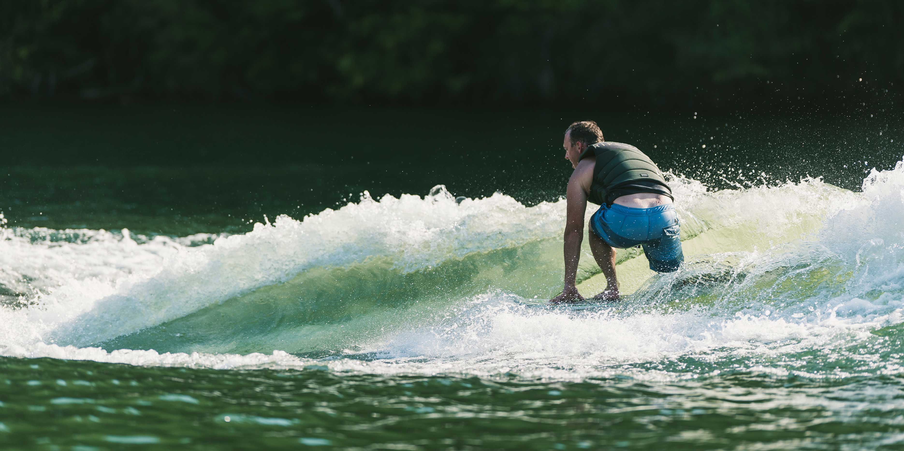 Wakesurfing crew on the 23 LSV