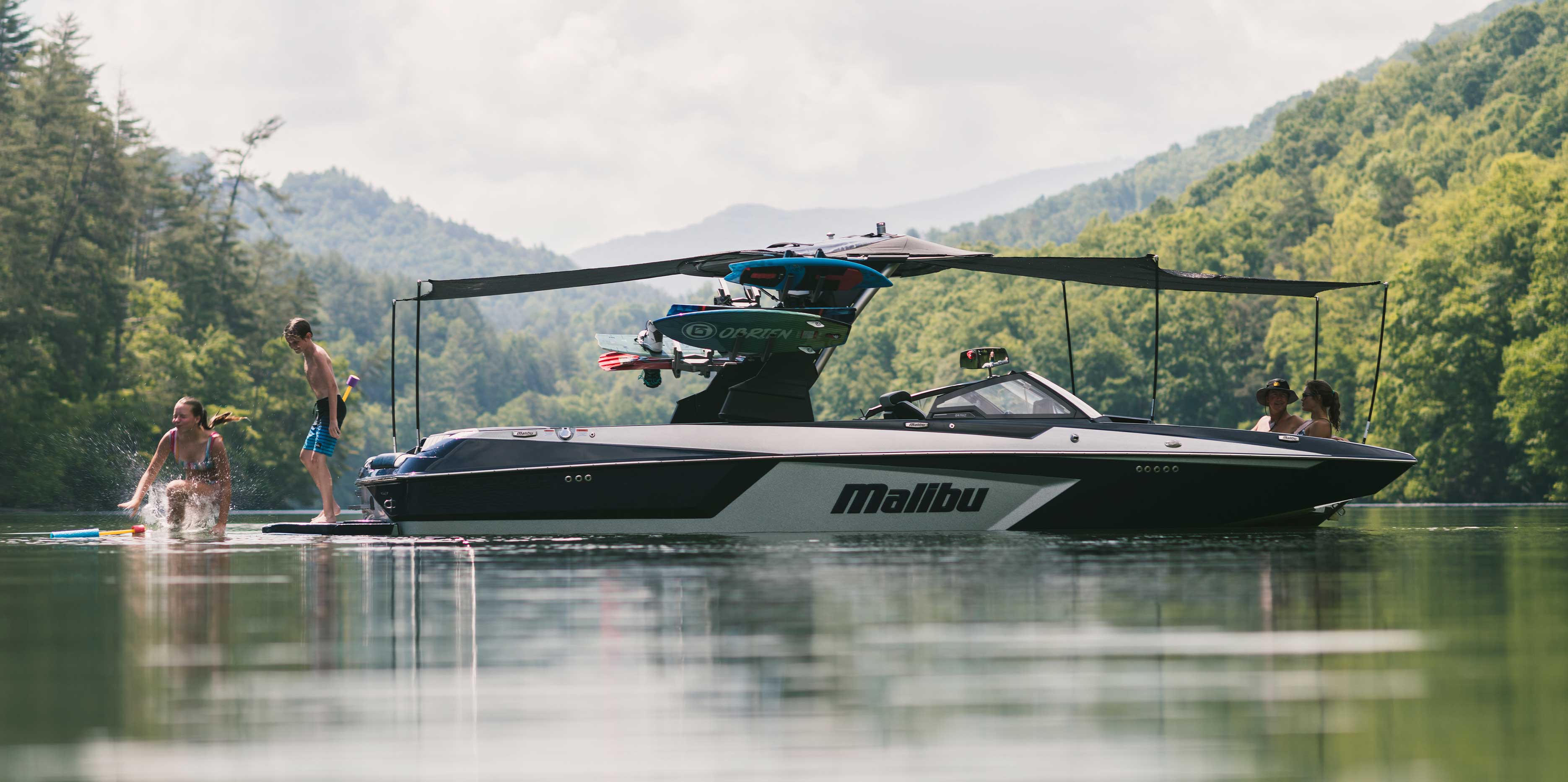 Malibu 24 MXZ Extended Awning
