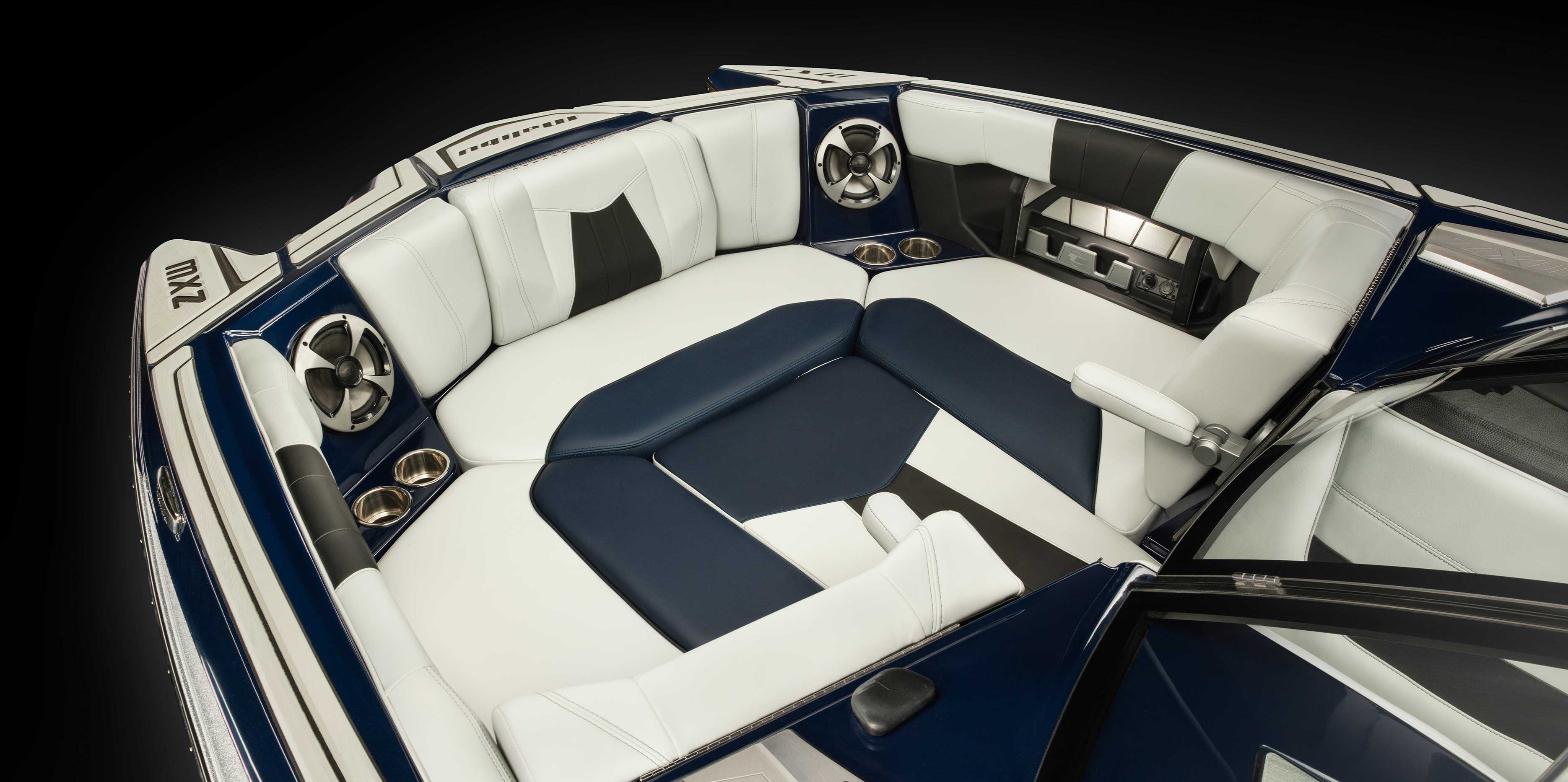 Malibu 24 MXZ Bow