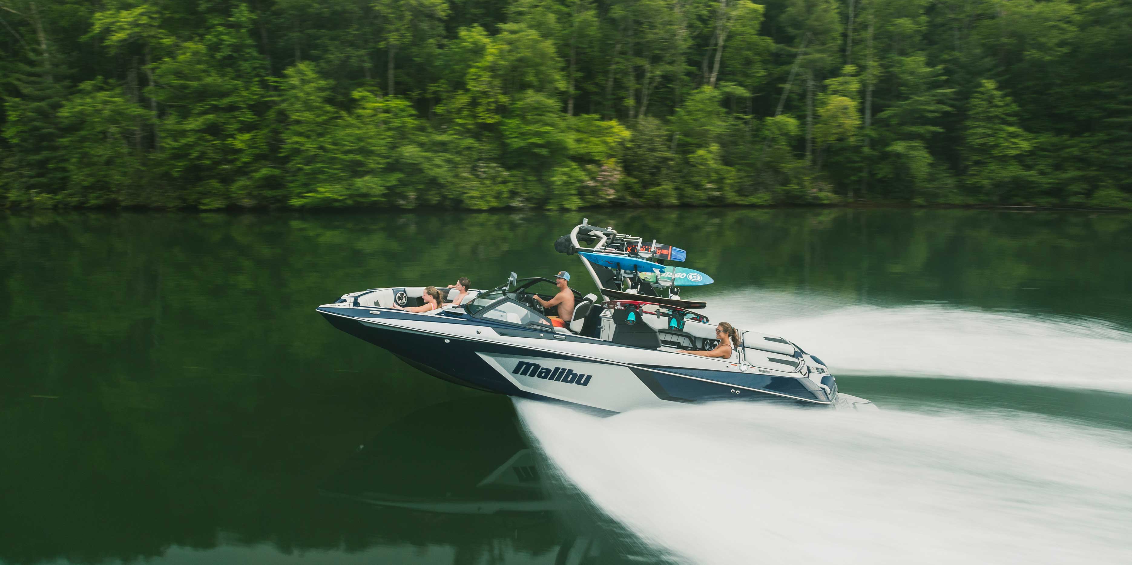 Malibu Boats 24 MXZ Cruising