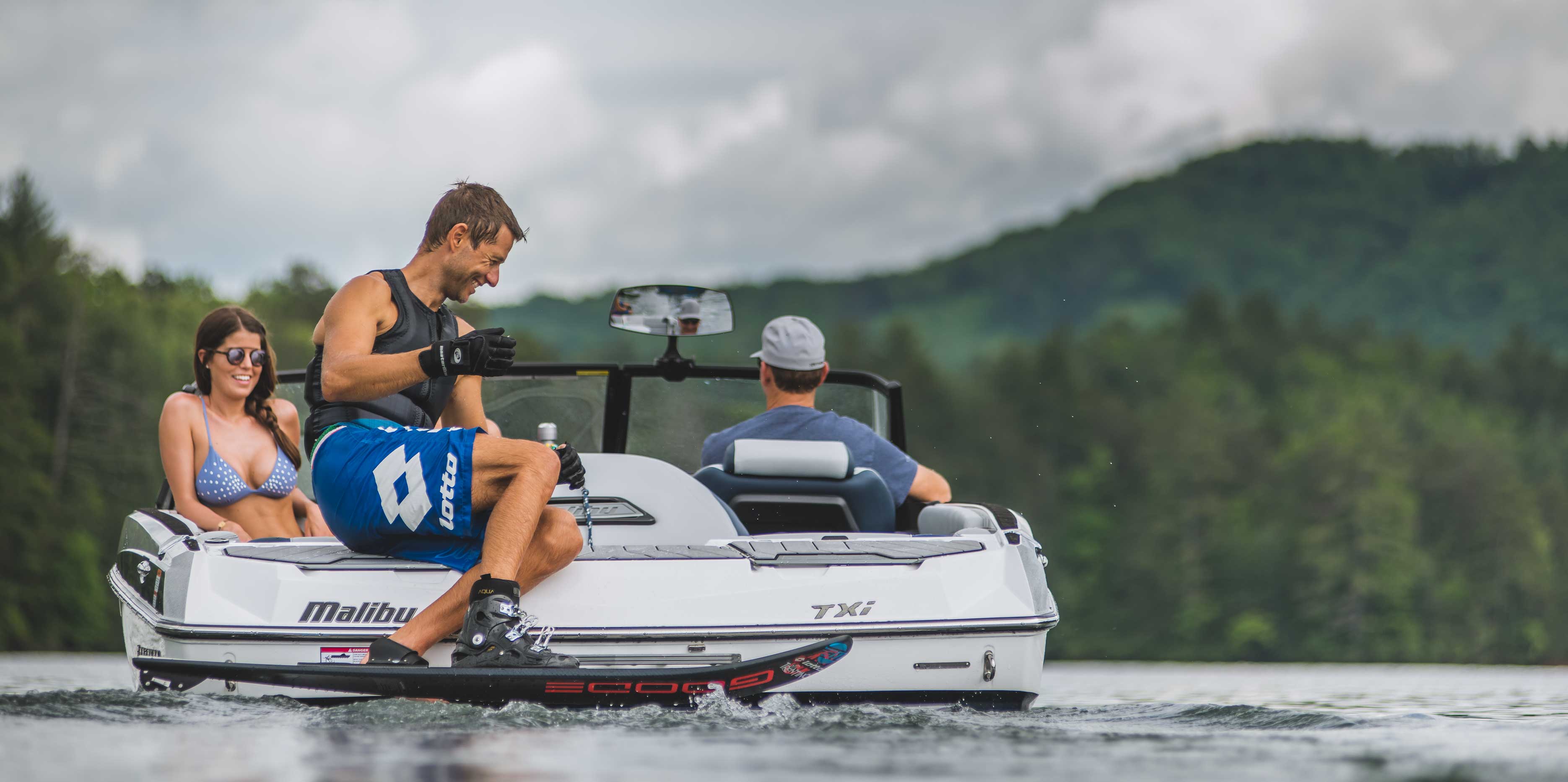 Malibu Boats TXi Response Closed Bow Slalom Boat