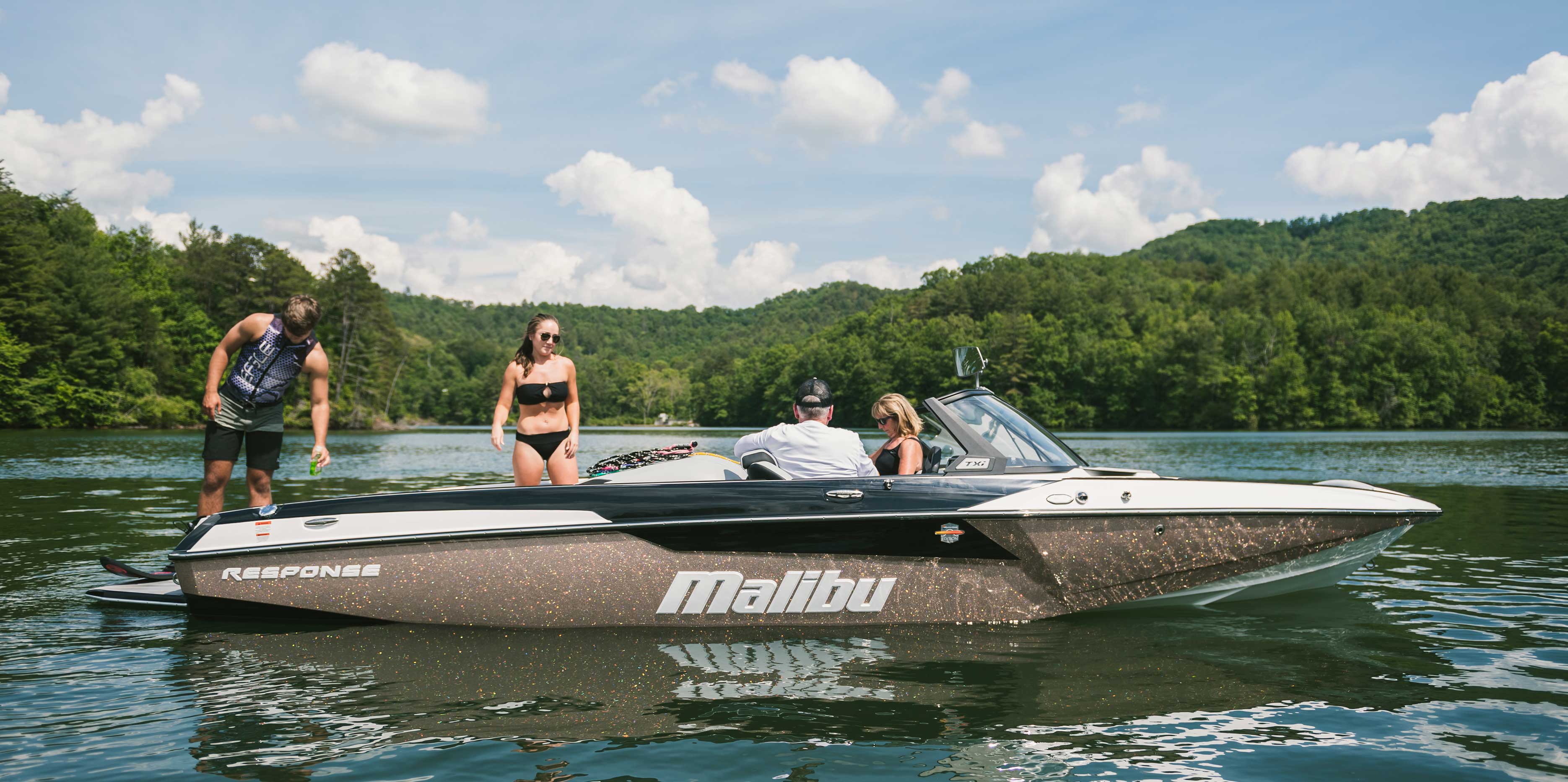 Malibu Boats TXi Response Open Bow Slalom Boat