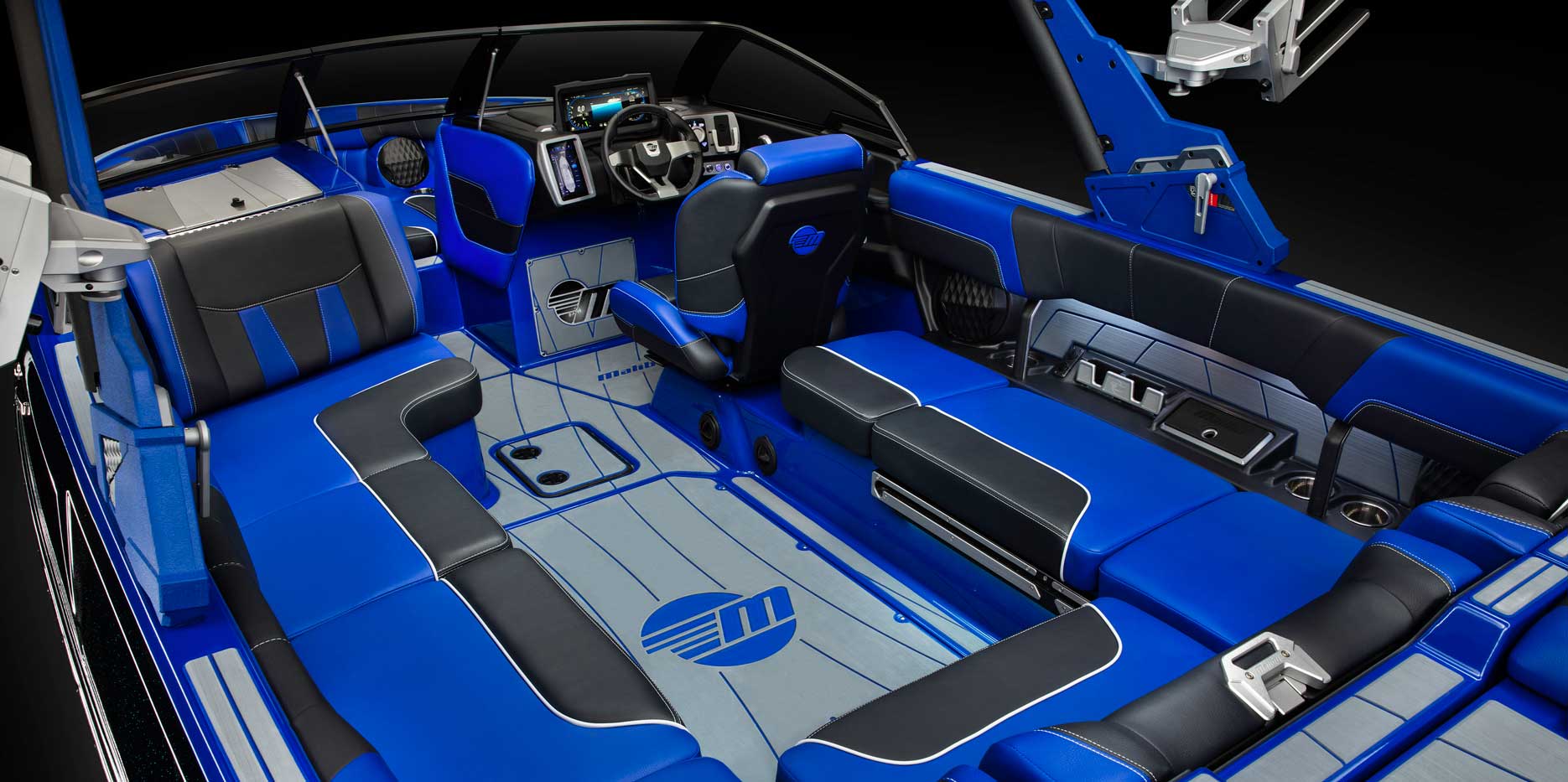 Malibu Wakesetter 23 LSV Interior