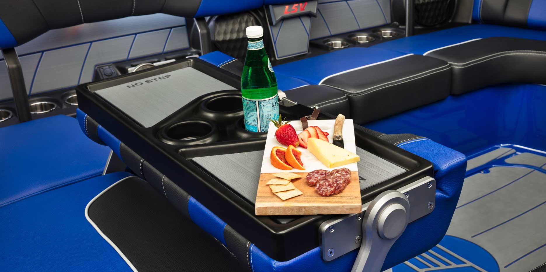 Multi-View Bench Seat