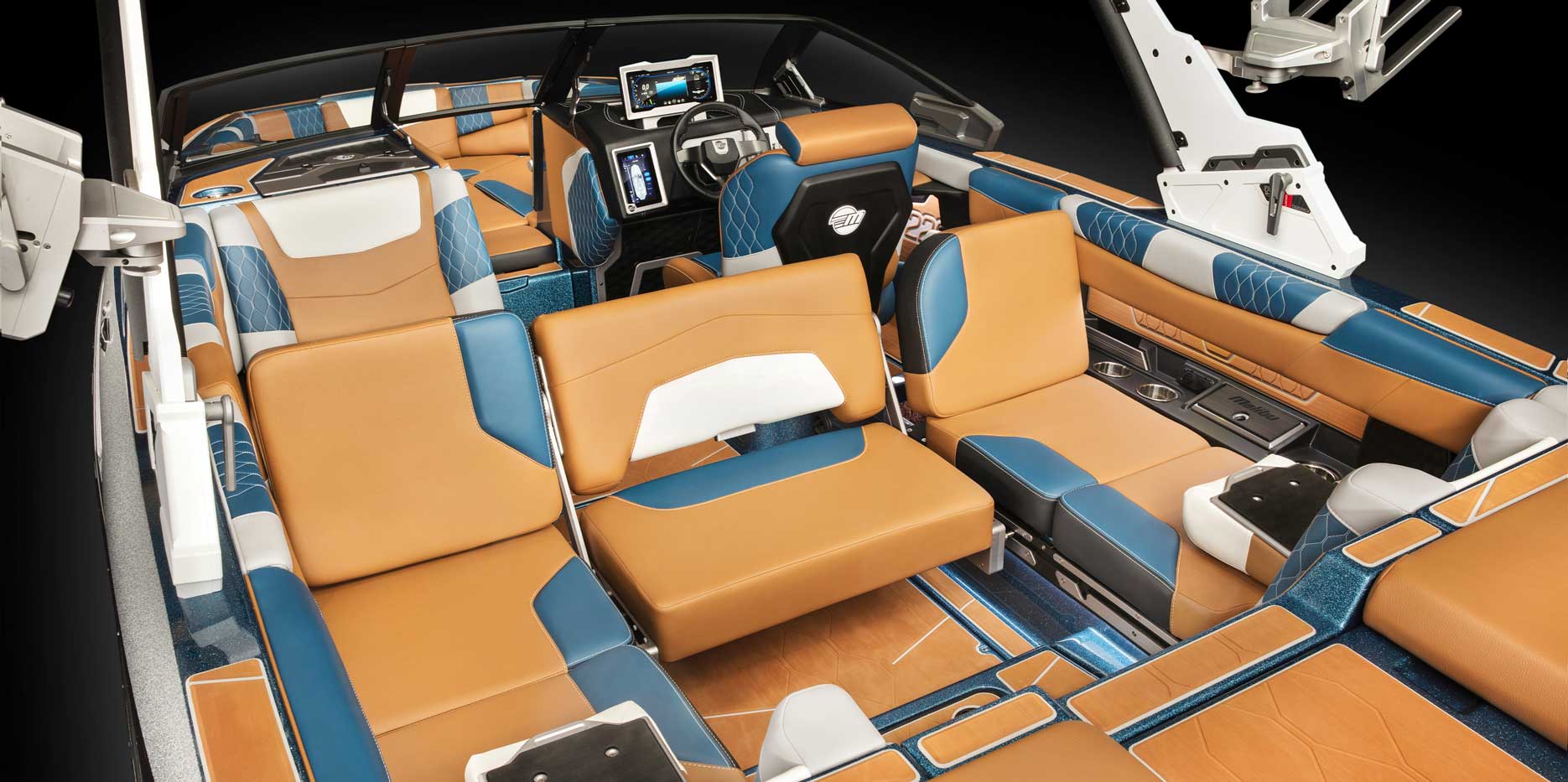 Malibu Boats M220
