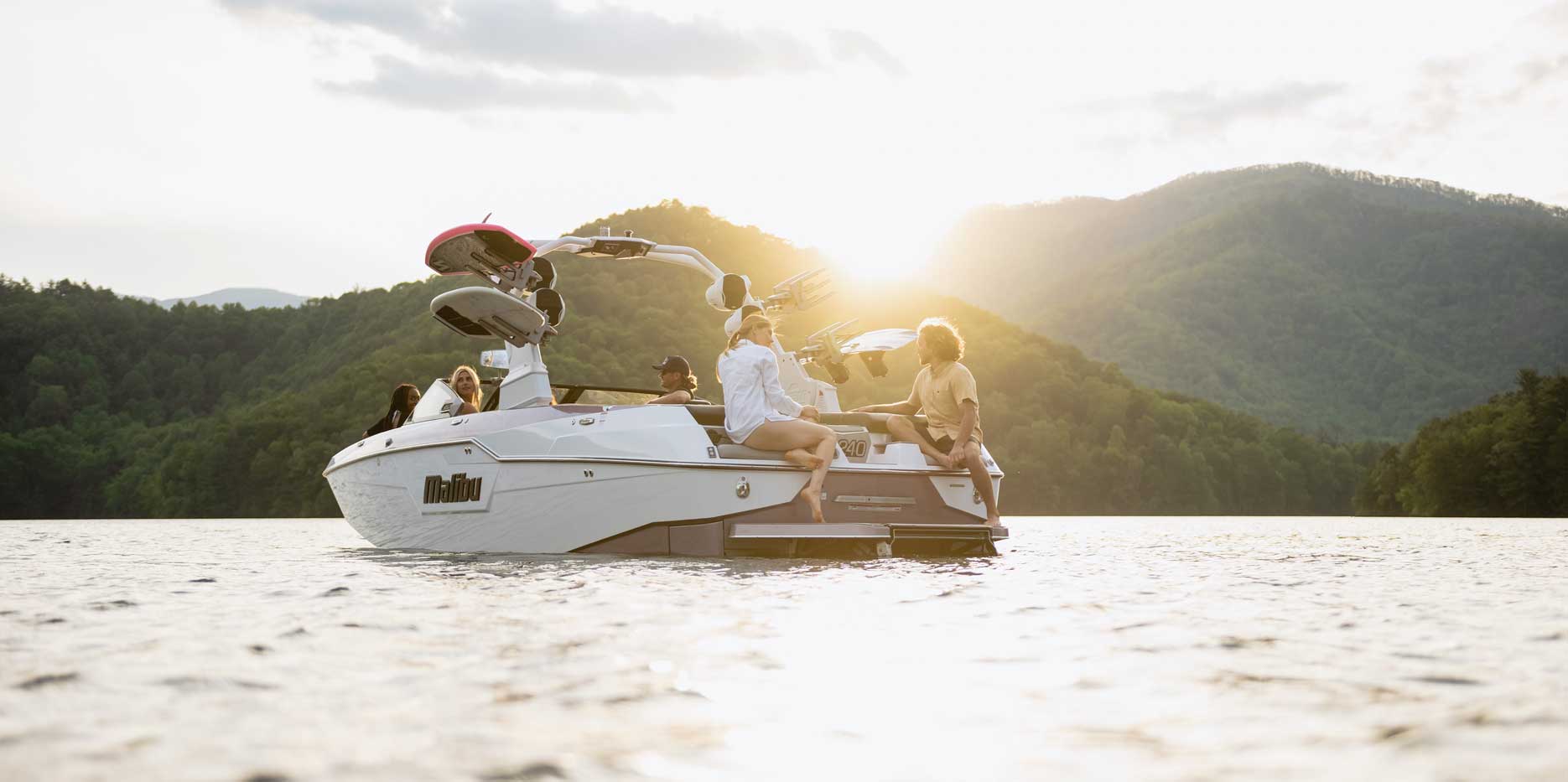 Malibu Boats M240