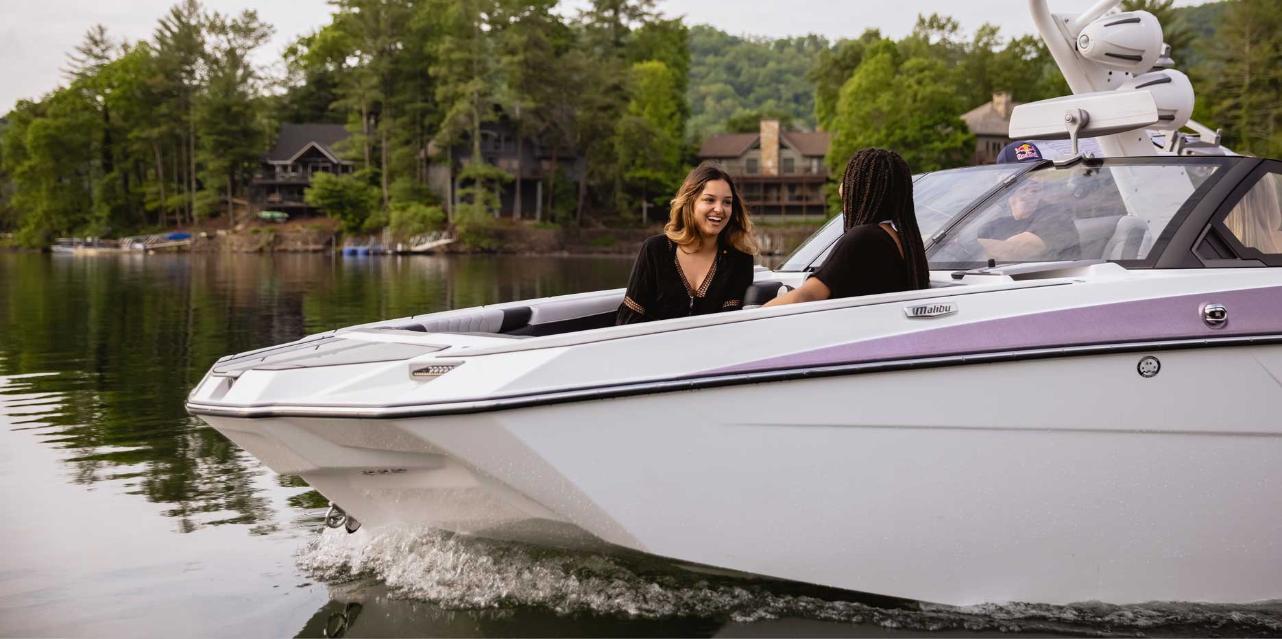 Malibu Boats M240 Bow