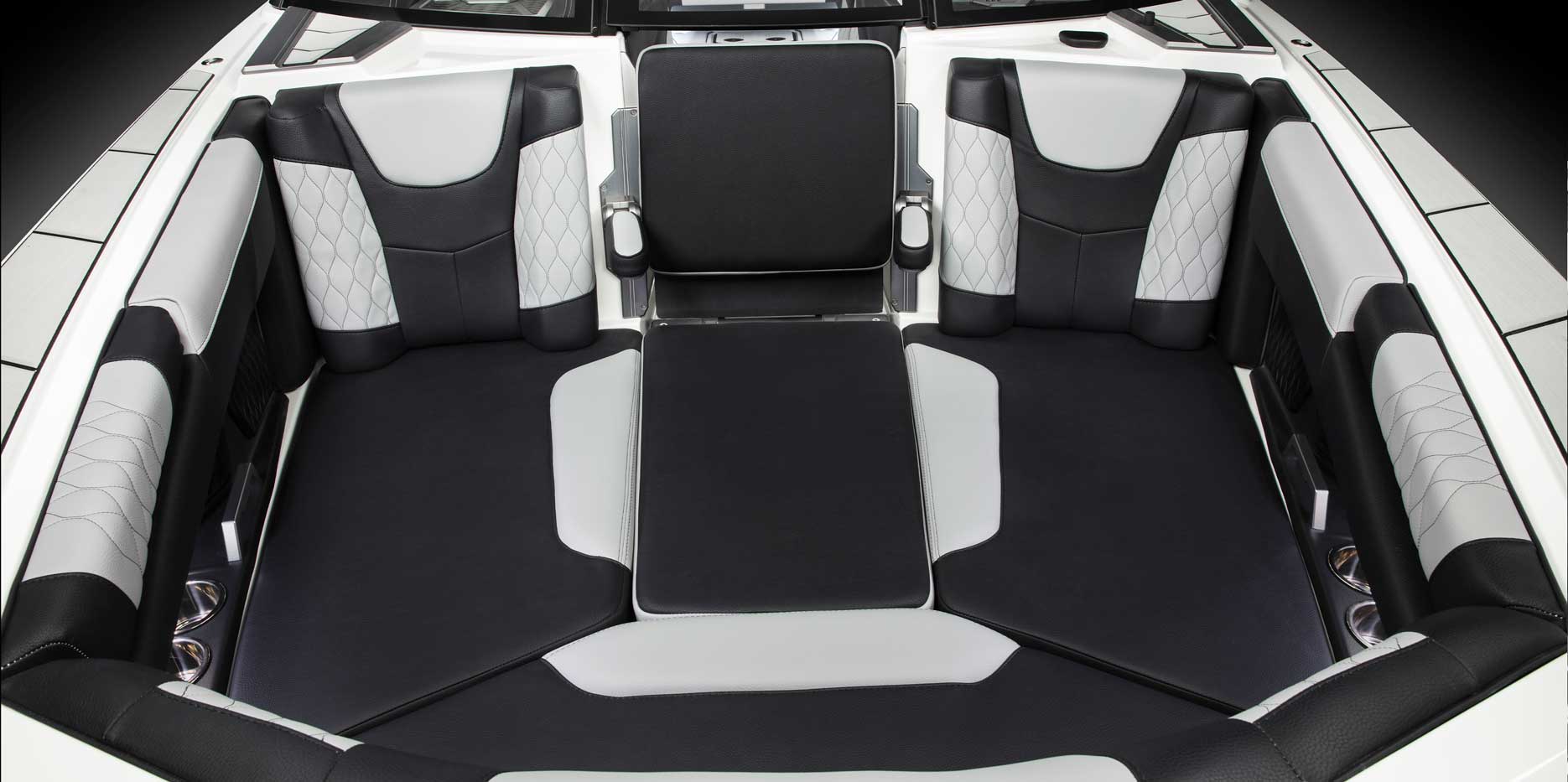 Malibu Boats M240, Natalie's Seat