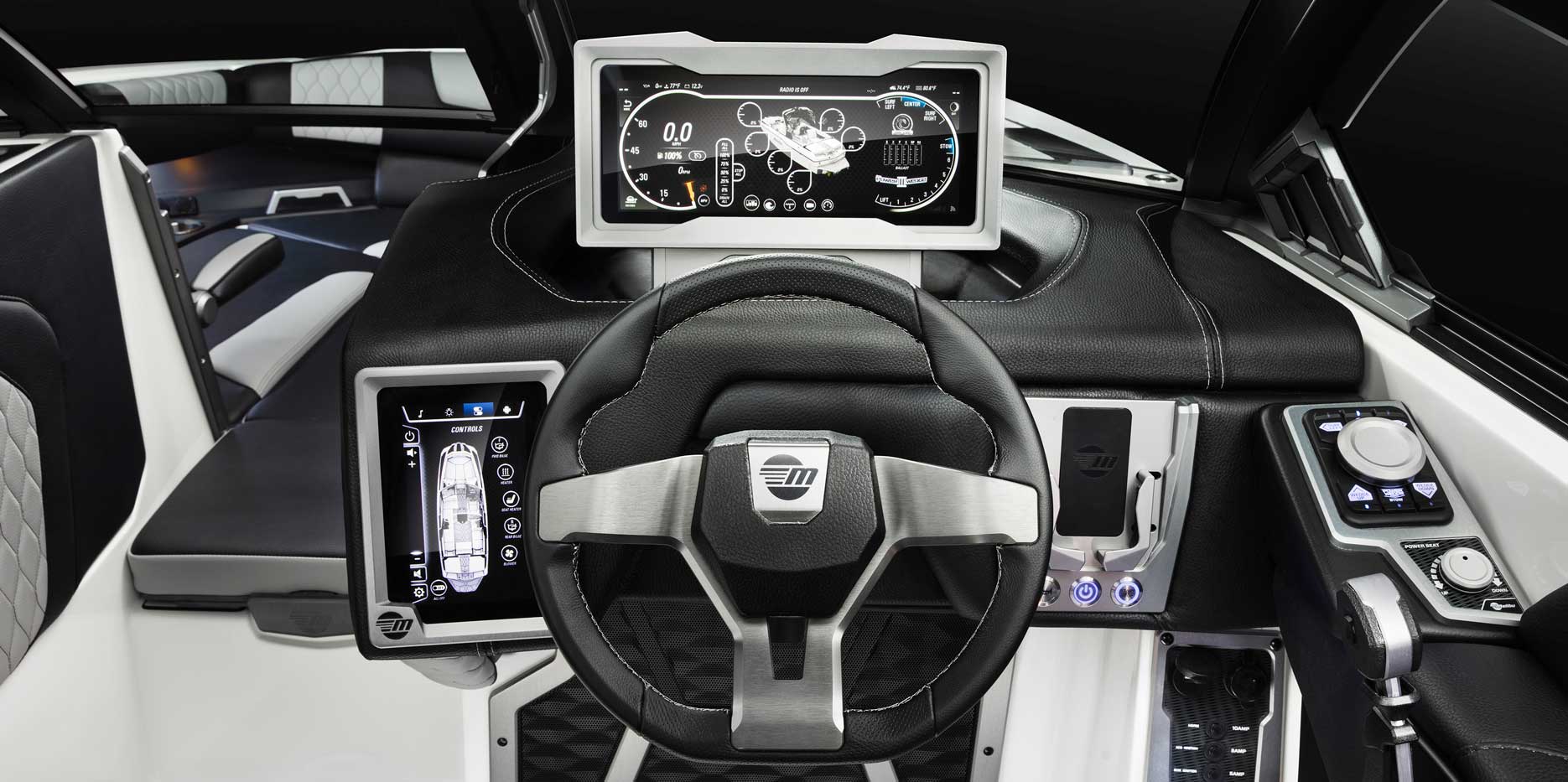 Malibu Boats M240 Command Center