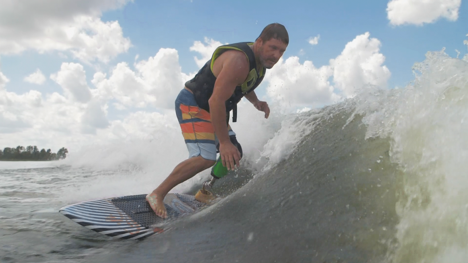 Malibu Boats Brave the Wave Wakesurfing Tour