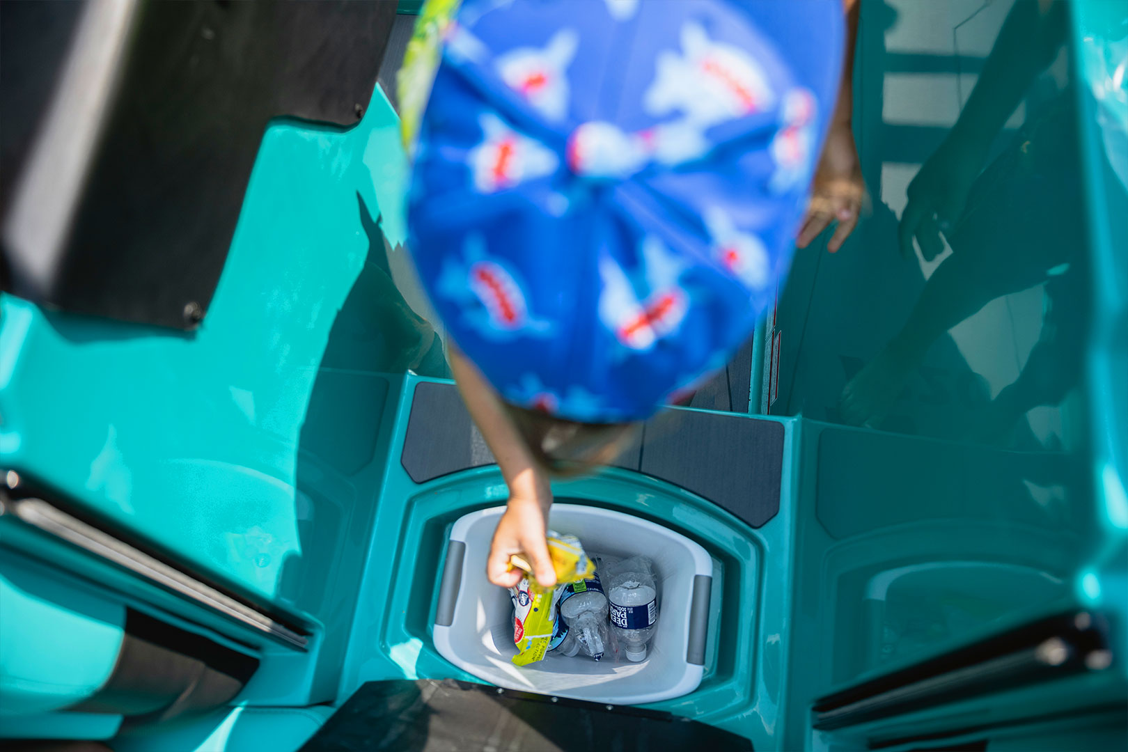 Walk-Through TrashCan on the Axis T220