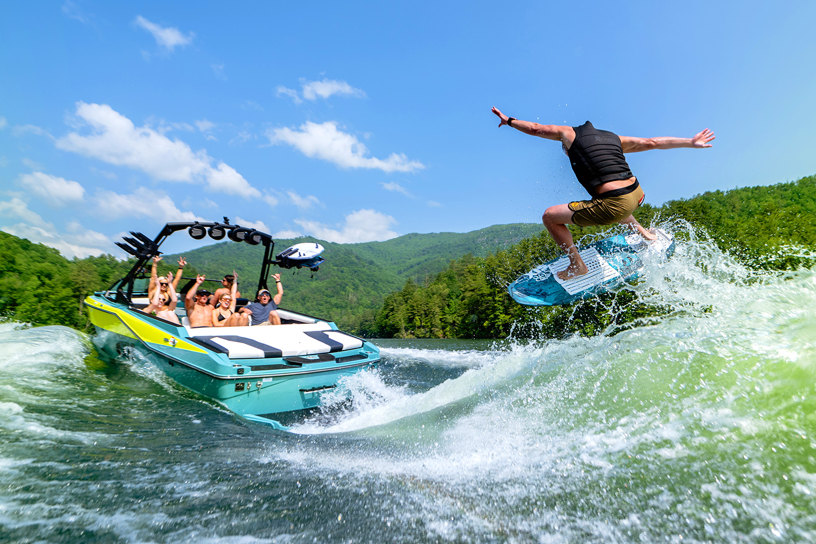 2025 Axis Wake Boat Shows — Go All Out with the Best Wave In The Industry