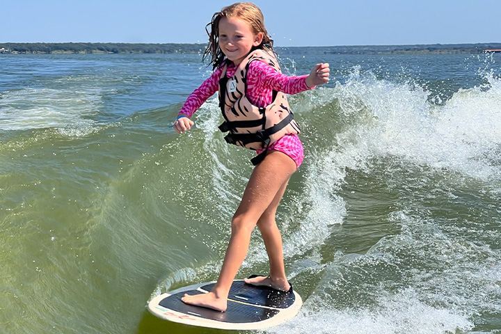 Axis Neal Family Collins Wakesurfing