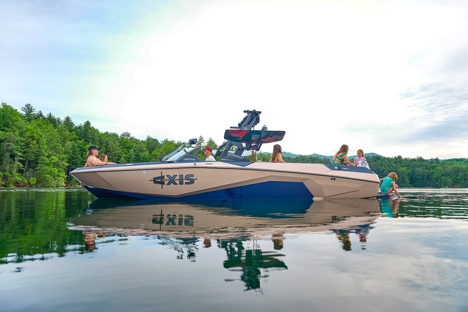 2026 Axis A245 Wake Plus™ Hull