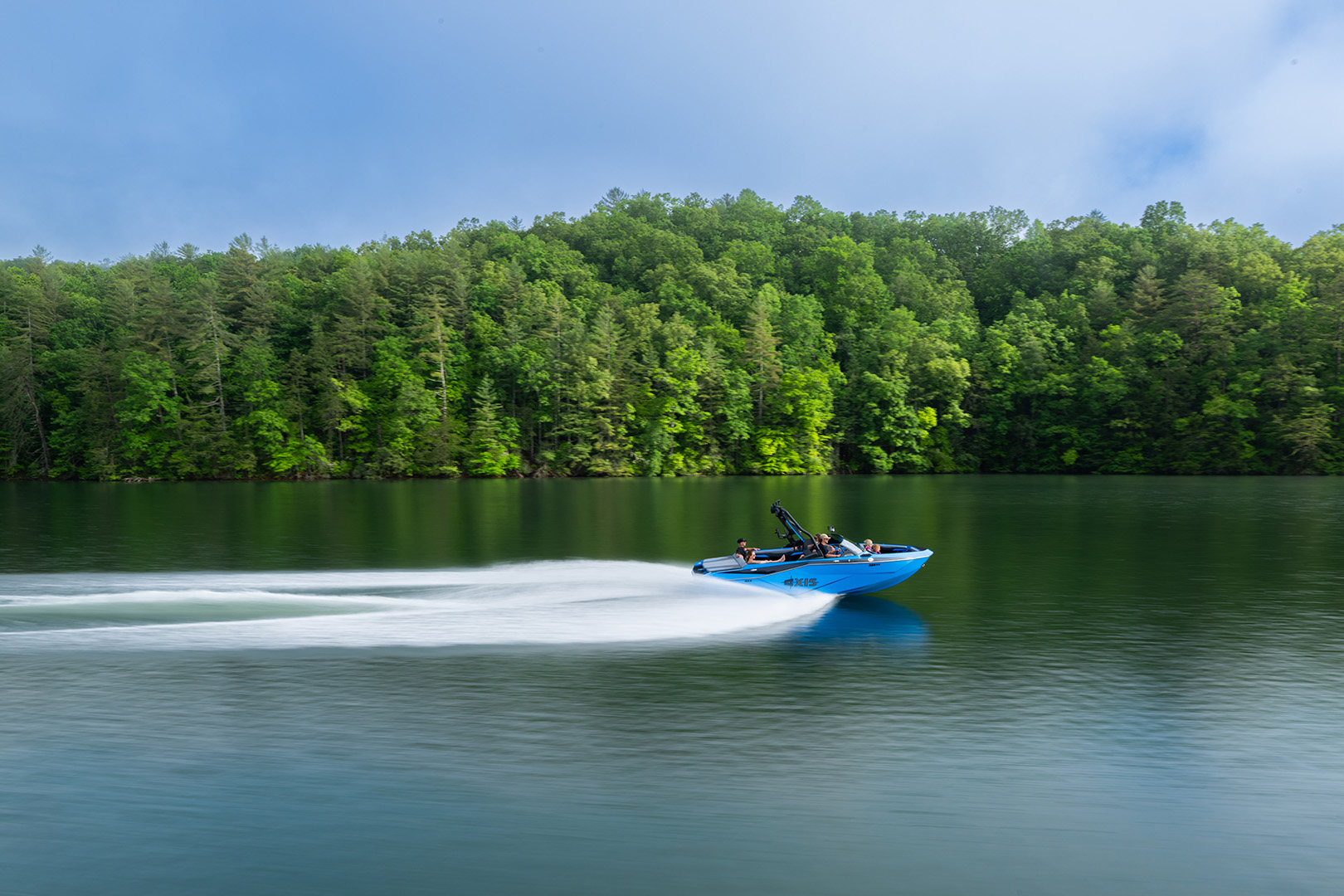 2026 Axis T220 Traditional Bow Profile