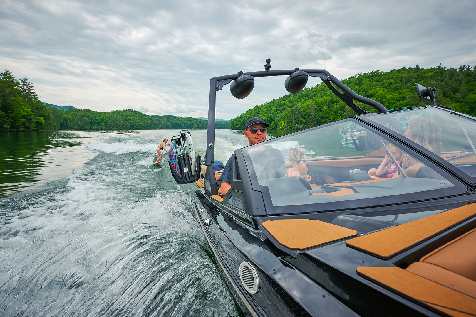 2026 Axis T235 Wakeboarding with Power Wedge® III