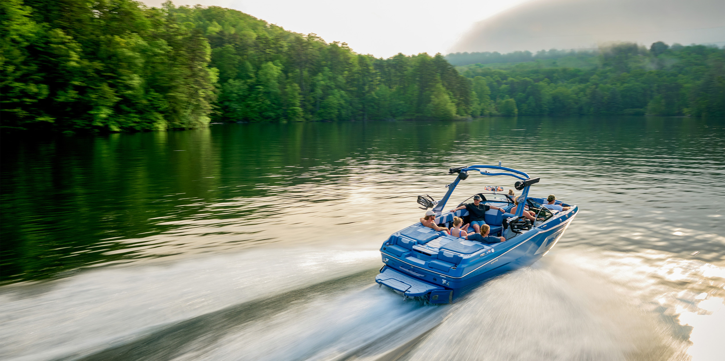 22 MXZ Wake Plus™ Hull