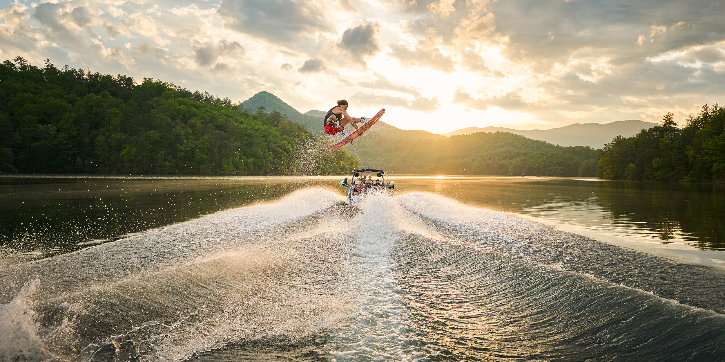 2026 Malibu Wakesetter Wakeboarding Performance