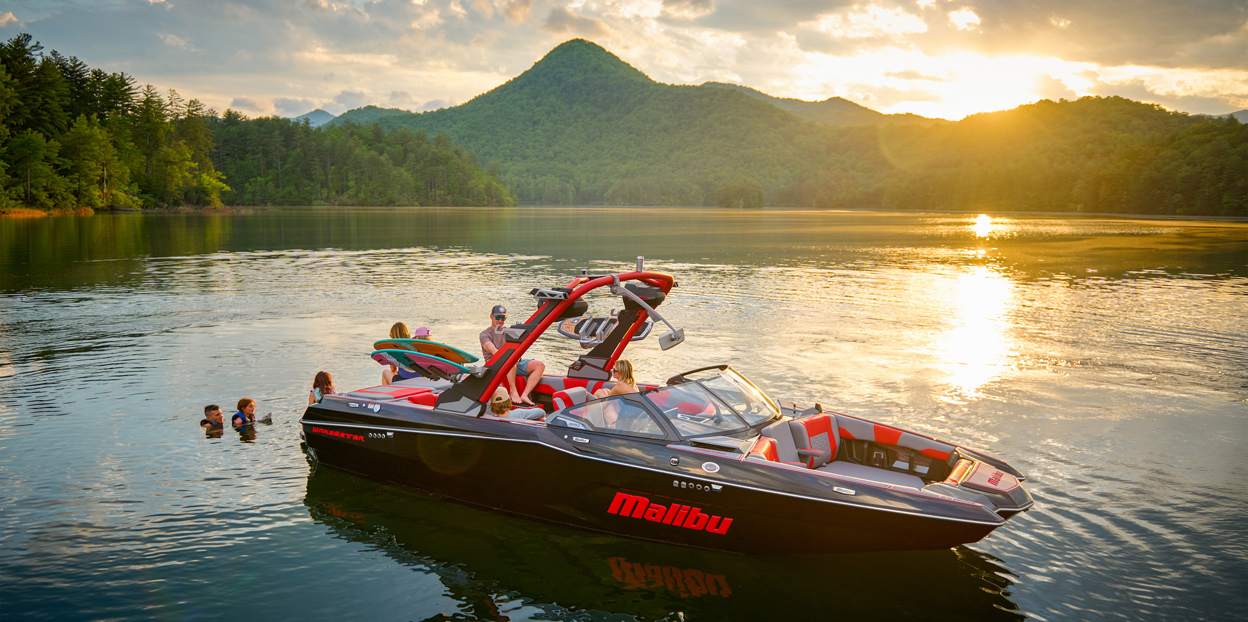 Malibu Wakesetter 23 MXZ Exterior Customization Options