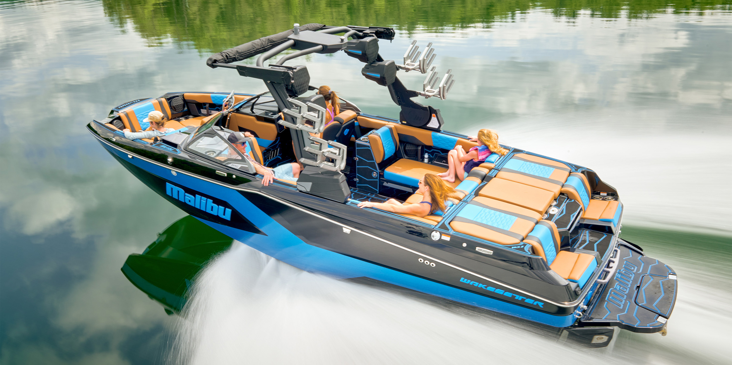 Malibu Wakesetter 24 MXZ 