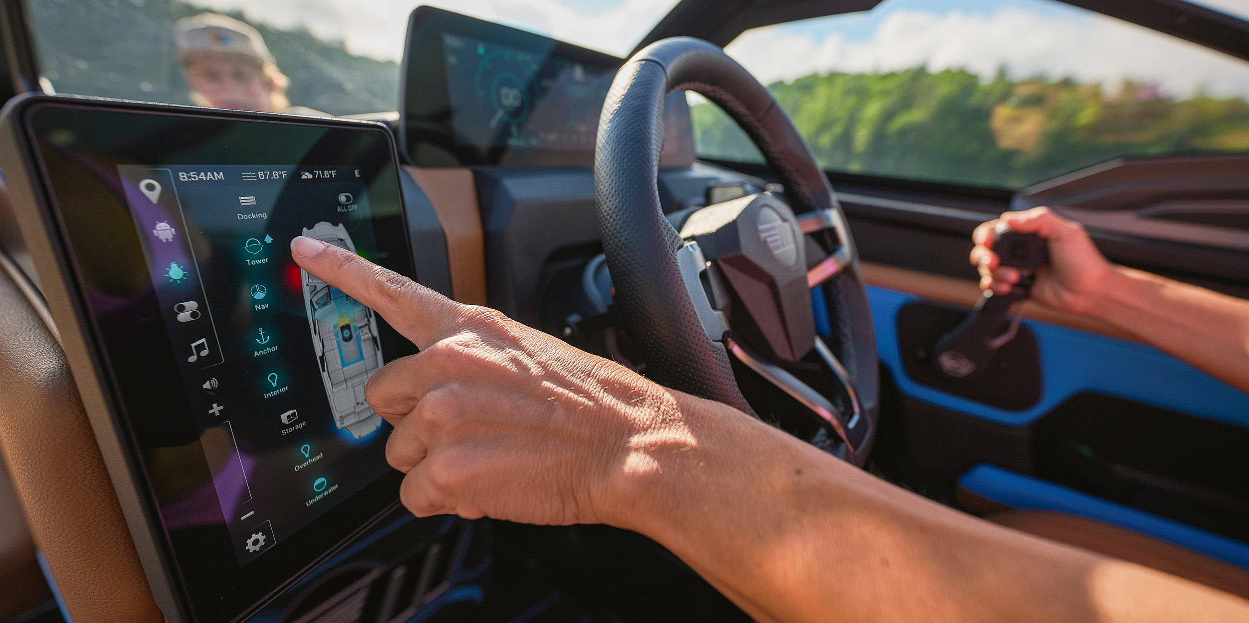 Malibu Wakesetter 24 MXZ Phone Charger