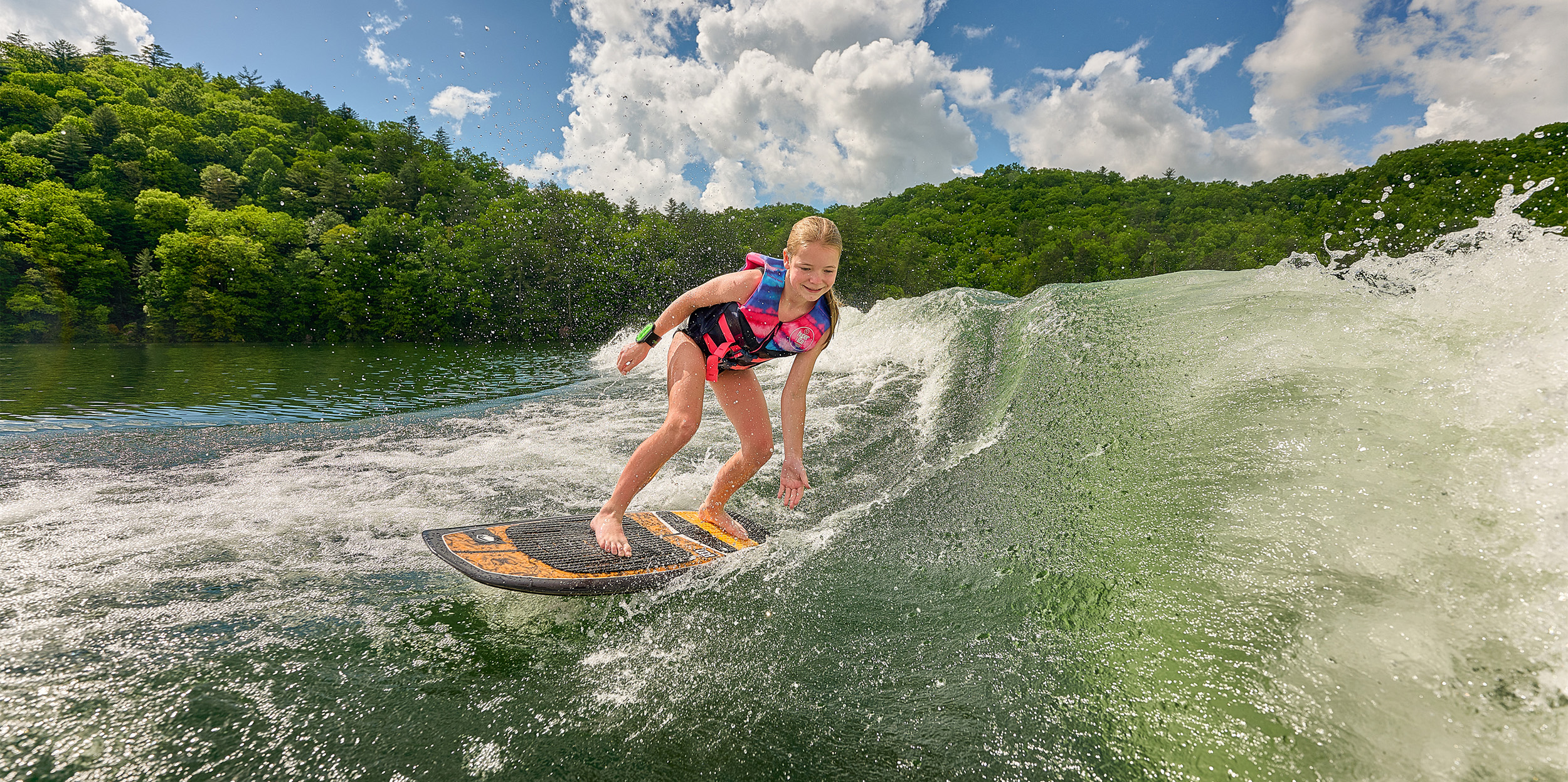 Malibu Wakesetter 24 MXZ Symmetrical Wave